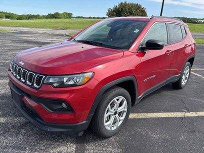 Used 2025 Jeep Compass Latitude