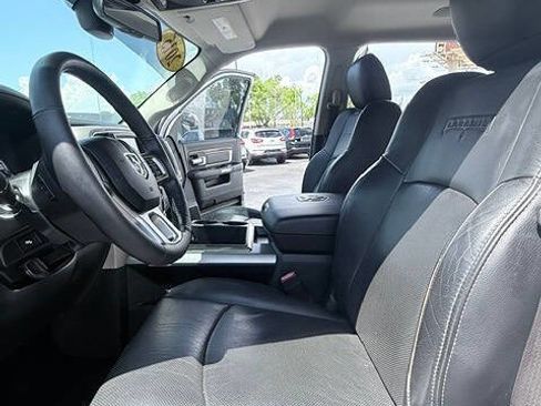 Used 2015 RAM 1500 Laramie w/ Convenience Group AWD/4WD image 10
