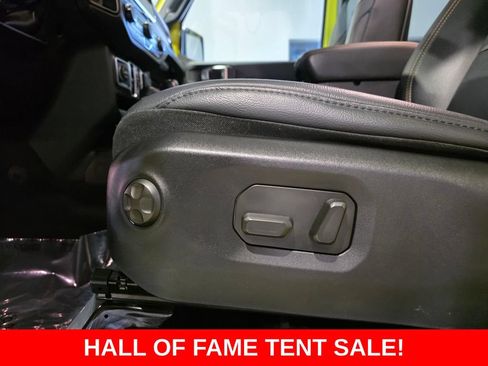 Used 2024 Jeep Wrangler Unlimited Sahara w/ Technology Group AWD/4WD image 14