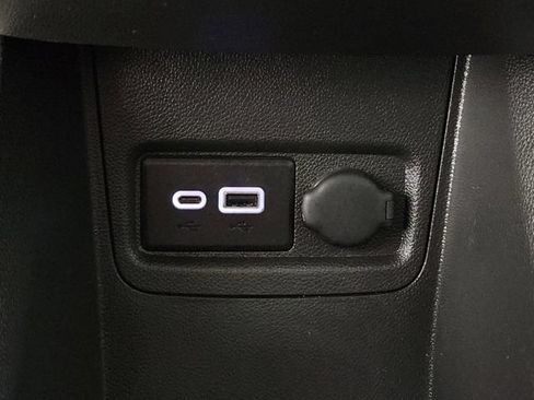 Used 2020 Chevrolet Spark LS FWD image 29