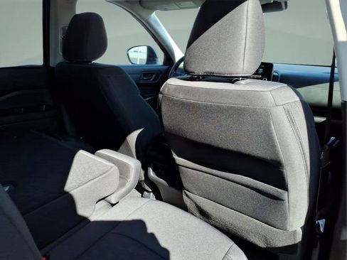 Certified 2025 Nissan Pathfinder S w/ Cargo Package AWD/4WD image 17