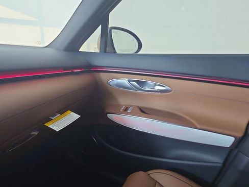 New 2026 Genesis GV70 2.5T Advanced AWD/4WD image 24