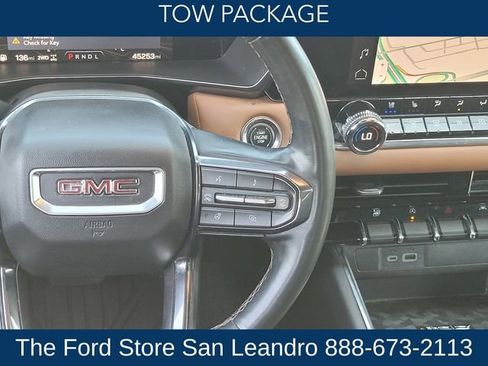 Used 2023 GMC Canyon AT4 w/ AT4 Premium Package AWD/4WD image 17