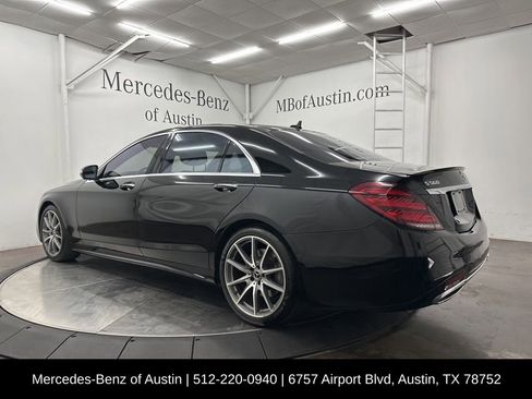 Used 2020 Mercedes-Benz S 560 Sedan image 2