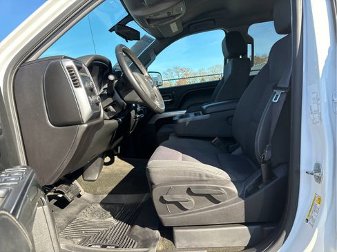 Used 2016 Chevrolet Silverado 1500 LT image 8