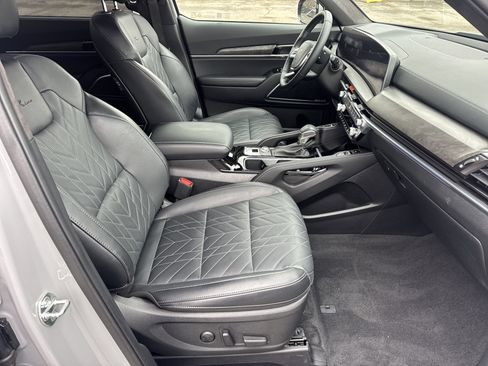 Certified 2025 Kia Telluride SX Prestige X-Line image 13