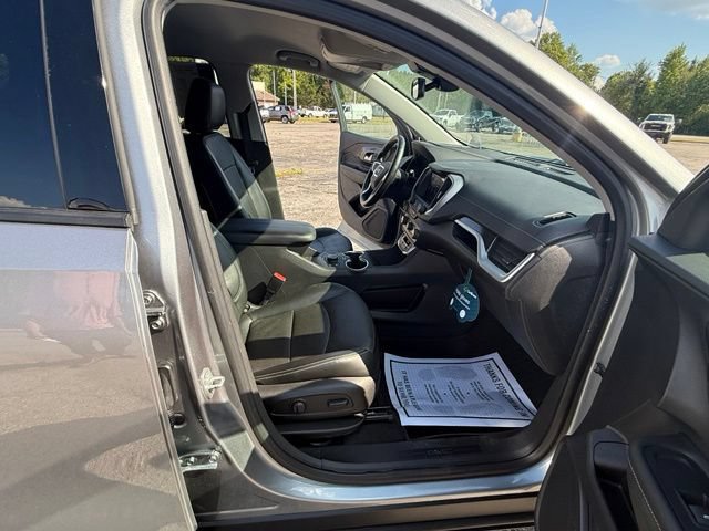 Certified 2023 GMC Terrain SLT w/ Tech Package AWD/4WD image 32