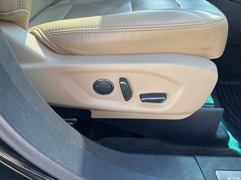 Used 2017 Ford Explorer Limited image 55