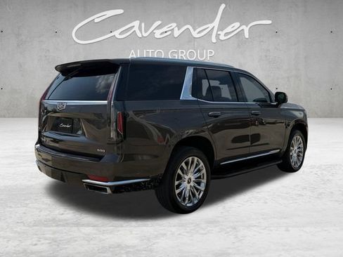 Used 2021 Cadillac Escalade Premium Luxury RWD image 16