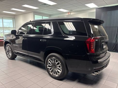 Used 2023 GMC Yukon Denali Ultimate AWD/4WD image 4
