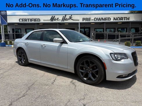 Used 2023 Chrysler 300 S RWD image 1
