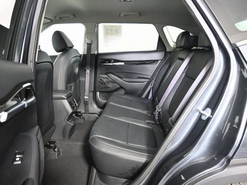 Used 2024 Kia Seltos SX image 17