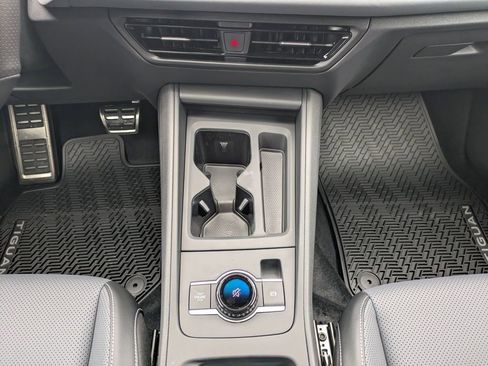 New 2026 Volkswagen Tiguan SE R-Line FWD image 19