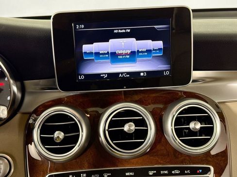 Used 2018 Mercedes-Benz GLC 300 4MATIC image 14