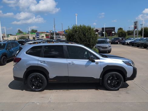 Used 2025 Subaru Forester Wilderness image 6