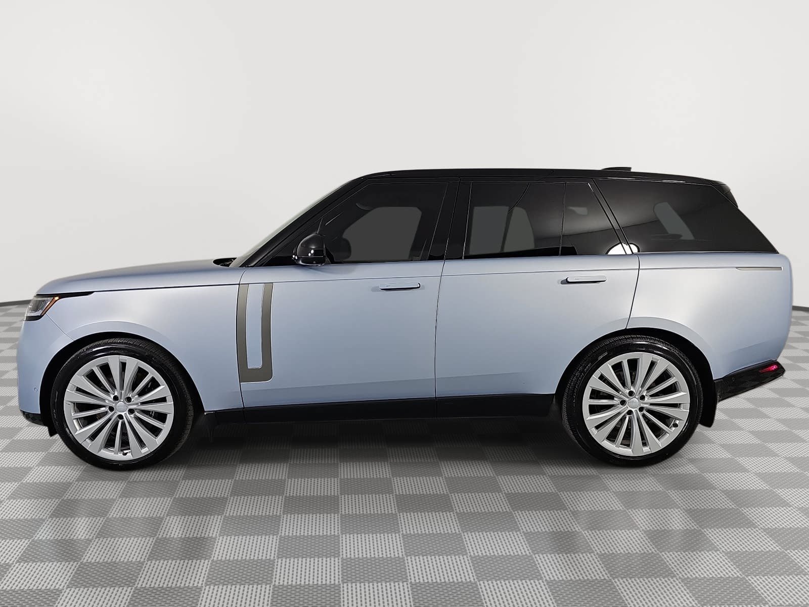 Used 2025 Land Rover Range Rover SE AWD/4WD image 5