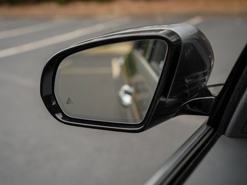 Used 2017 Mercedes-Benz S 550 Sedan image 38