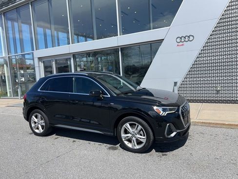 Used 2020 Audi Q3 2.0T Prestige w/ Prestige Package image 9
