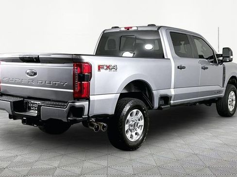 Used 2024 Ford F250 XL w/ STX Appearance Package AWD/4WD image 6