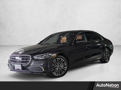 Used 2024 Mercedes-Benz S 580e 4MATIC Sedan image 1