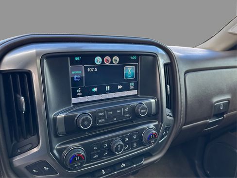Used 2015 Chevrolet Silverado 1500 LTZ AWD/4WD image 35