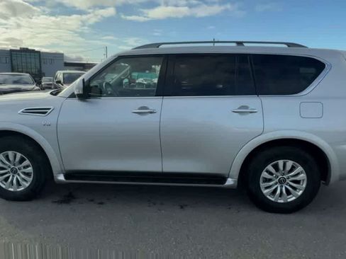 Used 2021 Nissan Armada SV AWD/4WD image 5