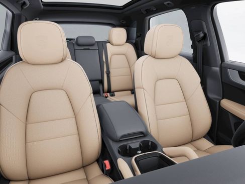 New 2026 Porsche Cayenne S AWD/4WD image 10