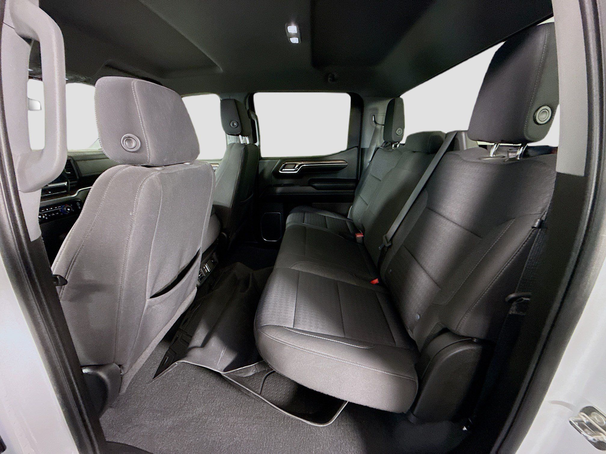 Used 2023 Chevrolet Silverado 1500 LT AWD/4WD image 24