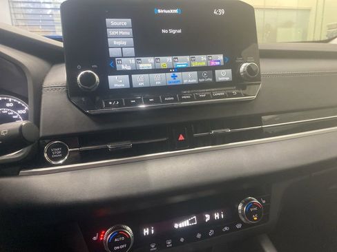 Used 2022 Mitsubishi Outlander SE image 28