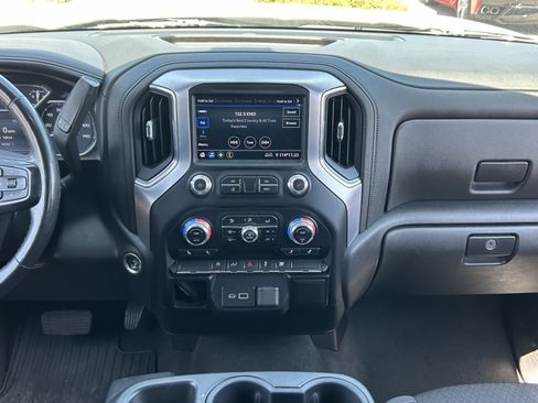 Certified 2022 GMC Sierra 1500 Elevation RWD image 18