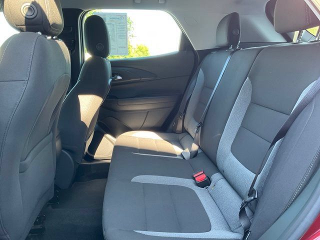 Used 2023 Chevrolet TrailBlazer LS AWD/4WD image 16
