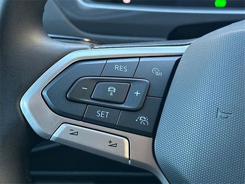 Used 2024 Volkswagen Tiguan Wolfsburg Edition image 21