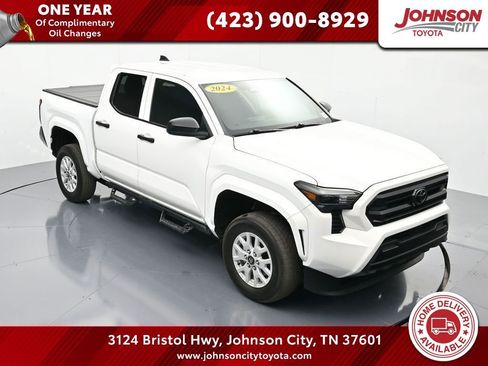 Used 2024 Toyota Tacoma SR AWD/4WD image 1