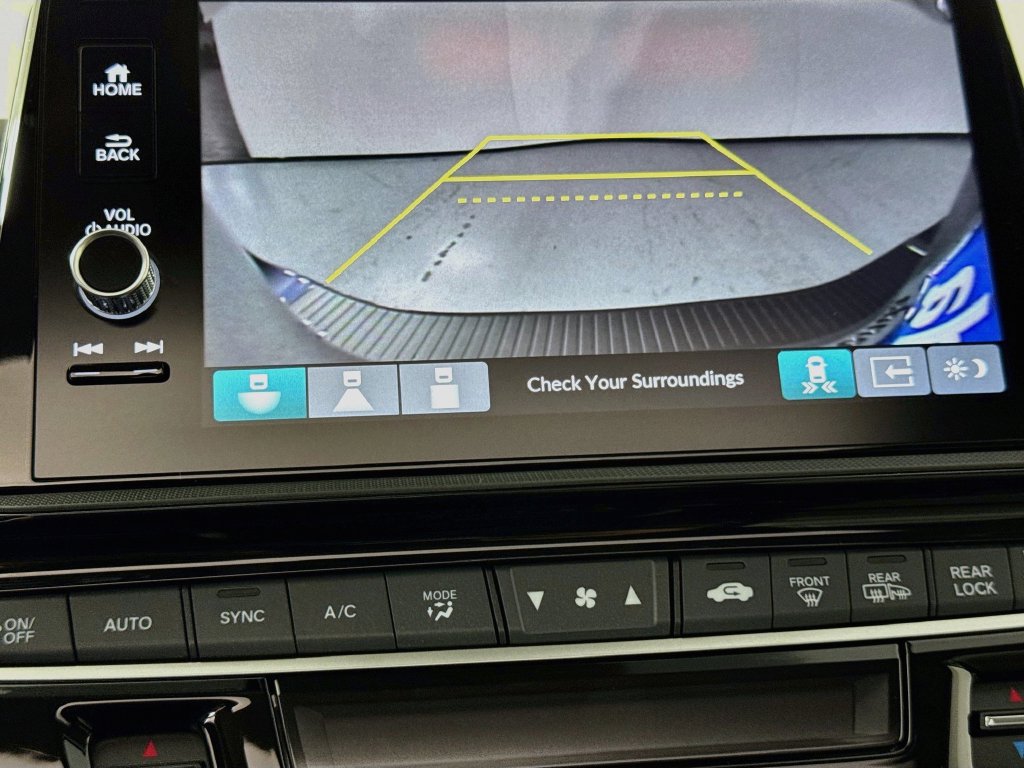 Used 2026 Honda Odyssey Elite image 19