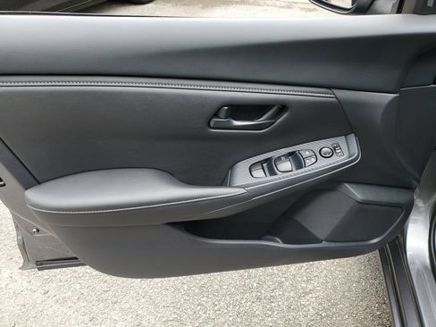 Certified 2025 Nissan Sentra S FWD image 13