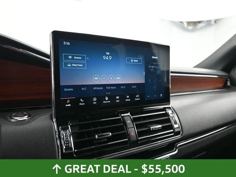 Used 2024 Lincoln Navigator Premiere image 29
