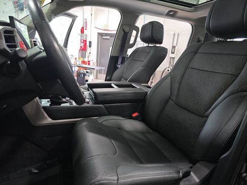 Used 2024 Toyota Tundra Limited AWD/4WD image 15