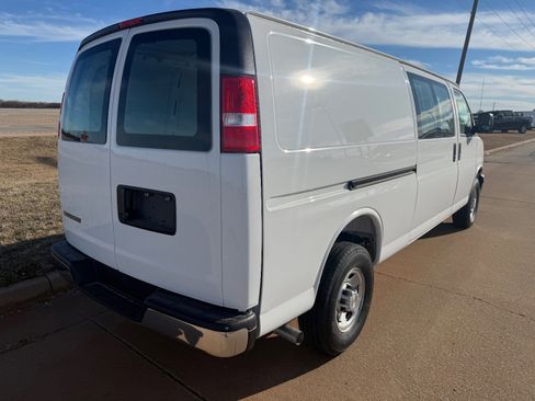 New 2025 Chevrolet Express 3500 Extended w/ Driver Convenience Package RWD image 3
