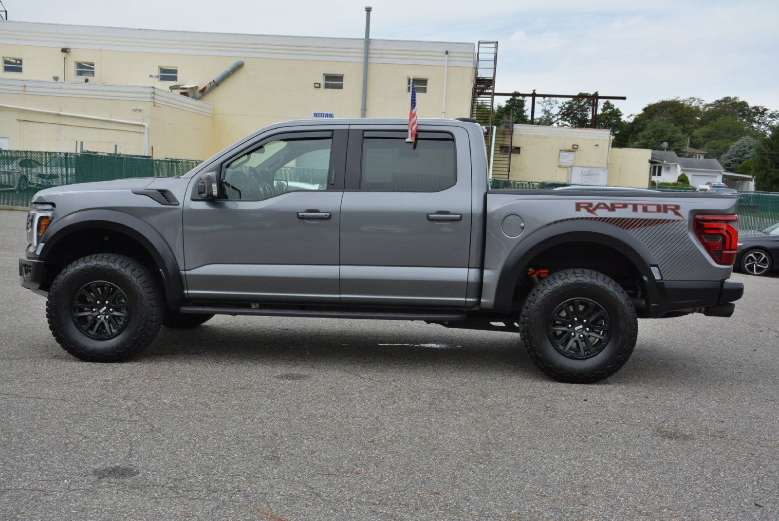 Used 2024 Ford F150 Raptor AWD/4WD image 2