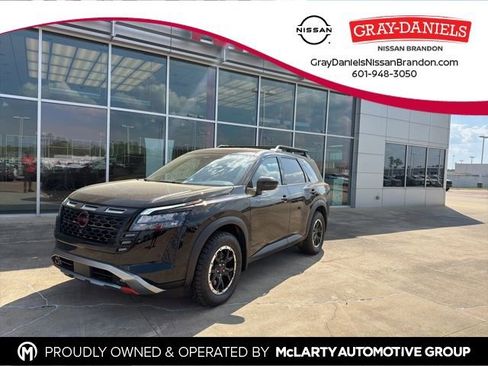 New 2026 Nissan Pathfinder Rock Creek w/ Rock Creek Premium Package AWD/4WD image 1
