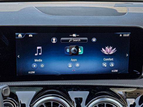 New 2025 Mercedes-Benz CLA 250 4MATIC image 17
