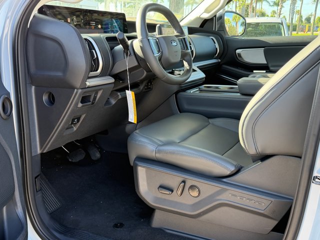 New 2026 Ford Expedition Max Active RWD image 11