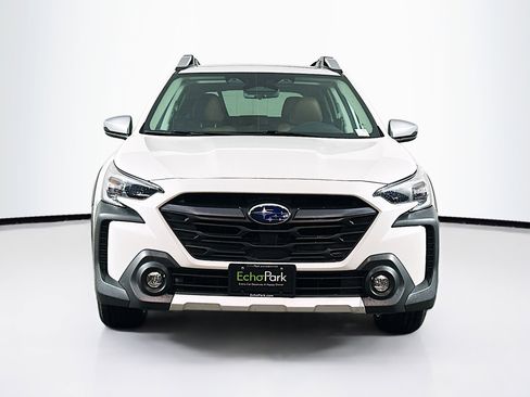 Used 2024 Subaru Outback Touring XT image 2