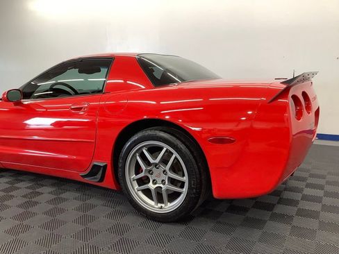Used 2002 Chevrolet Corvette Z06 w/ Memory Pkg RWD image 5