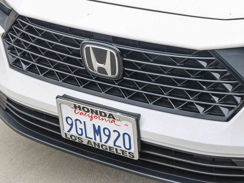 Used 2023 Honda Accord LX image 5