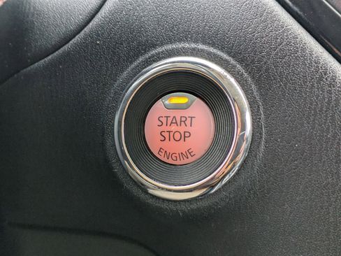 Used 2017 Nissan Pathfinder SV w/ SV Tech Package image 23