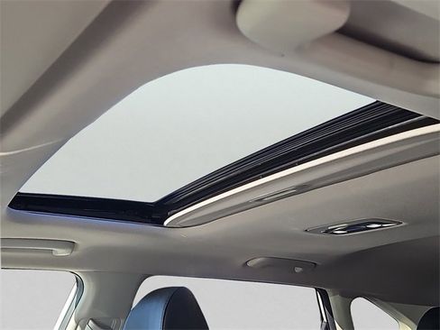 Certified 2023 Kia Seltos EX image 17