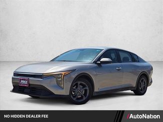 Used 2025 Kia K4 FWD video 1