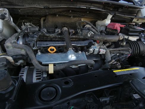 Used 2020 Nissan Versa S image 70