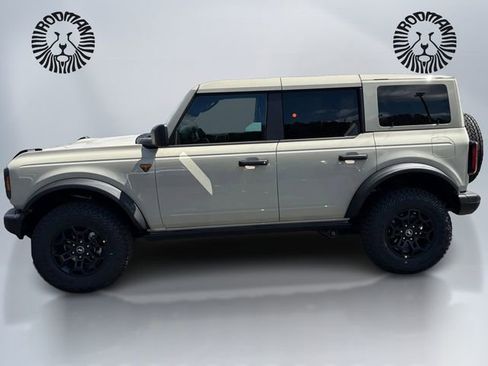 New 2026 Ford Bronco Badlands AWD/4WD image 8